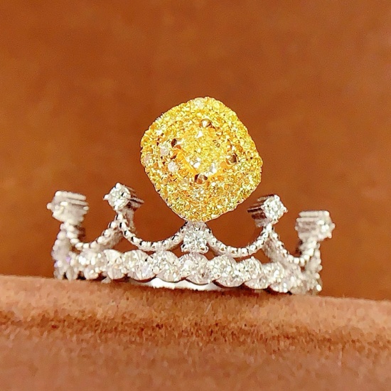 14k Gold 0.38 Ct Natural Yellow Diamond & Diamond Ring