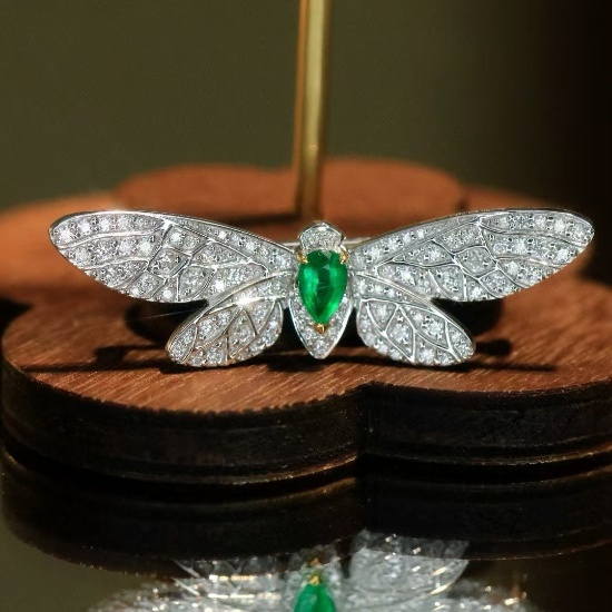 14k Gold 0.56 Ctw Vivid Green Natural Emerald & Diamond Brooch