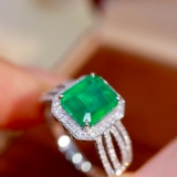 14k Gold 2.15 Ctw Natural Emerald & Diamond Ring