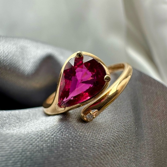 14k Gold 1.5 Ct Natural Tourmaline & Diamond Ring