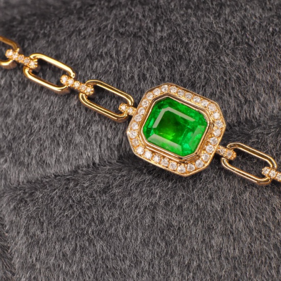 14k Gold 1.75 Ctw Vivid Green Natural Emerald & Diamond Bracelet