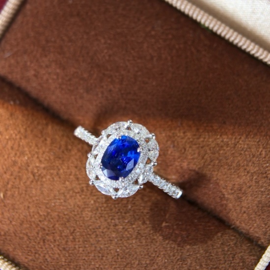 14k Gold 1.50 Ctw Vivid Blue Natural Sapphire & Diamond Ring