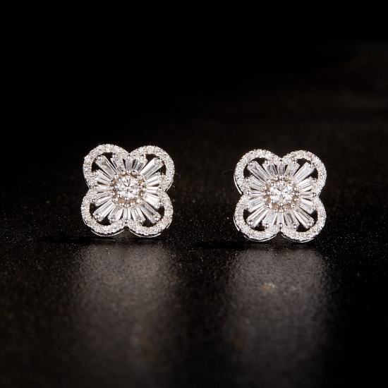 14k Gold 0.7 Ct Natural H Diamond Earrings
