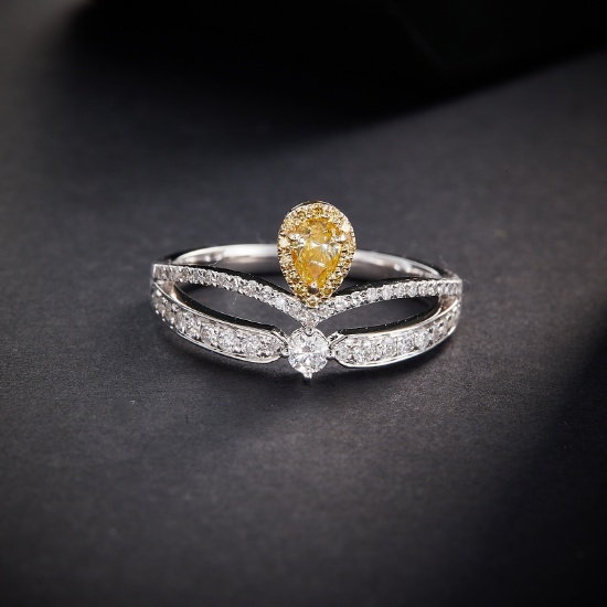 14k Gold 0.59 Ctw Natural Yellow Diamond & Diamond Ring
