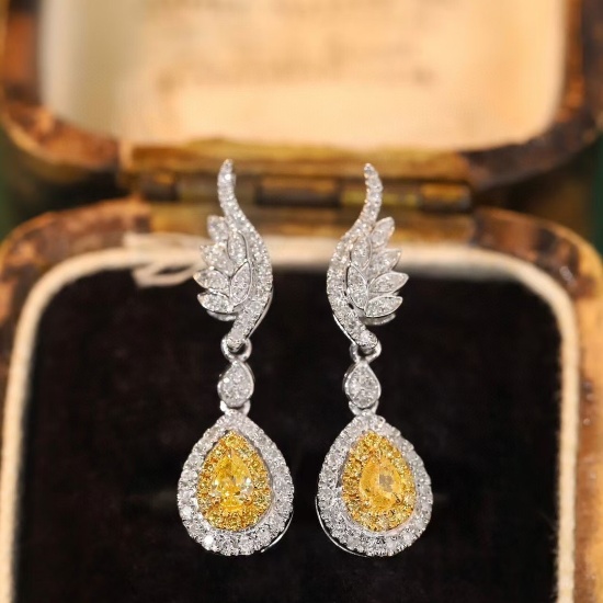 14k Gold 0.60 Ctw Natural Yellow Diamond & Diamond Earrings