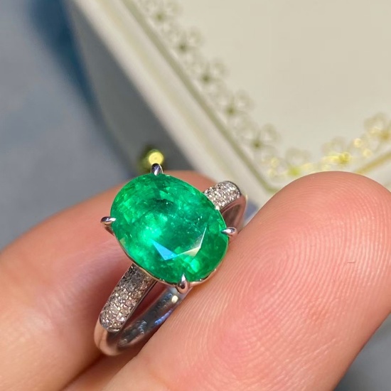 14k Gold 3.48 Ctw Natural Emerald & Diamond Ring