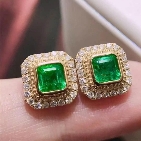 14k Gold 2.00 Ctw Vivid Green Natural Emerald & Diamond Earrings