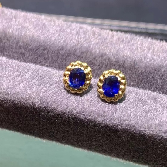 14k Gold 1.18 Ct Vivid Blue Natural Sapphire Earrings