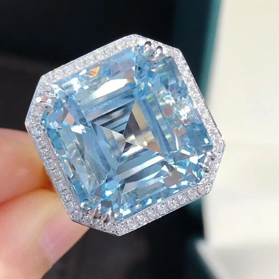 14k Gold 20.02 Ctw Natural Aquamarine & Diamond Ring