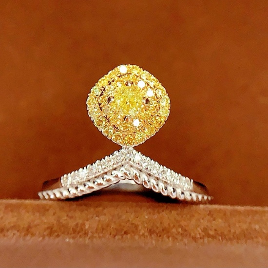 14k Gold 0.35 Ct Natural Yellow Diamond & Diamond Ring