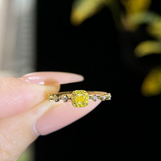 14k Gold 0.19 Ctw Natural Yellow Diamond & Diamond Ring
