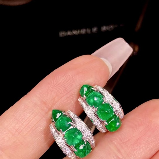 14k Gold 4.03 Ctw Natural Emerald & Diamond Earrings