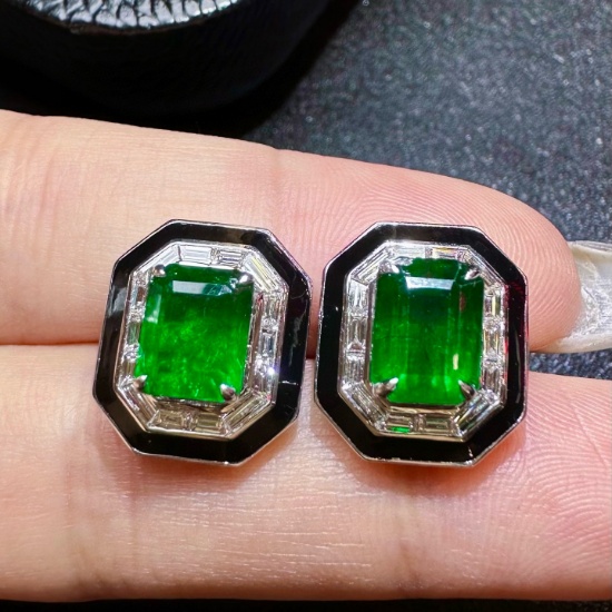14k Gold 3.65 Ctw Vivid Green Natural Emerald & Diamond Earrings