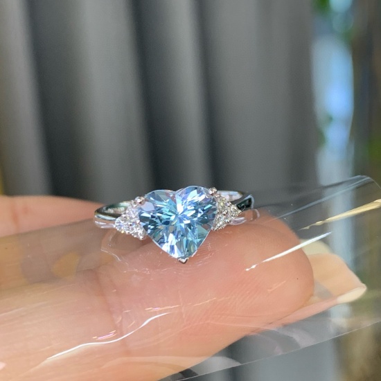 14k Gold 1.70 Ctw Natural Aquamarine & Diamond Ring