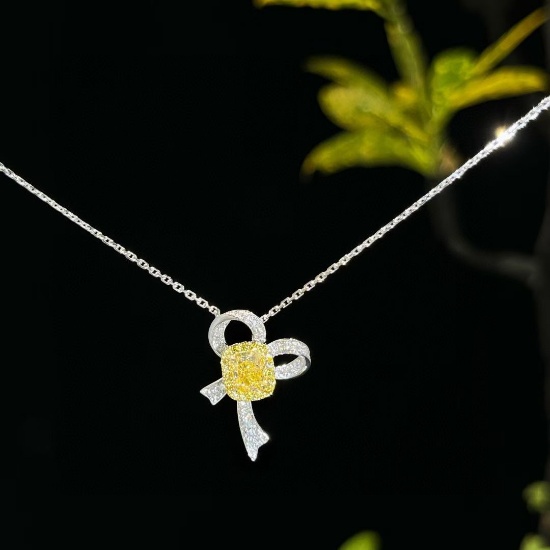 14k Gold 1.28 Ctw Natural Yellow Diamond & Diamond Necklace