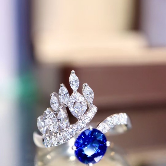 14k Gold 1.50 Ctw Vivid Blue Natural Sapphire & Diamond Ring
