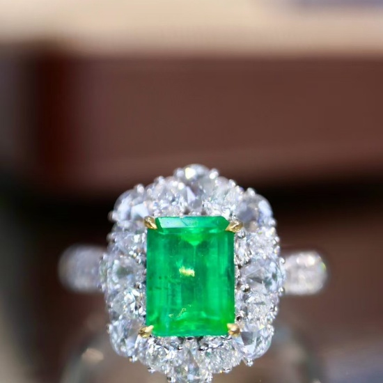 14k Gold 1.69 Ctw Natural Emerald & Diamond Ring