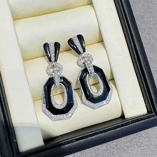 14k Gold 0.67 Ct Natural H Diamond Earrings
