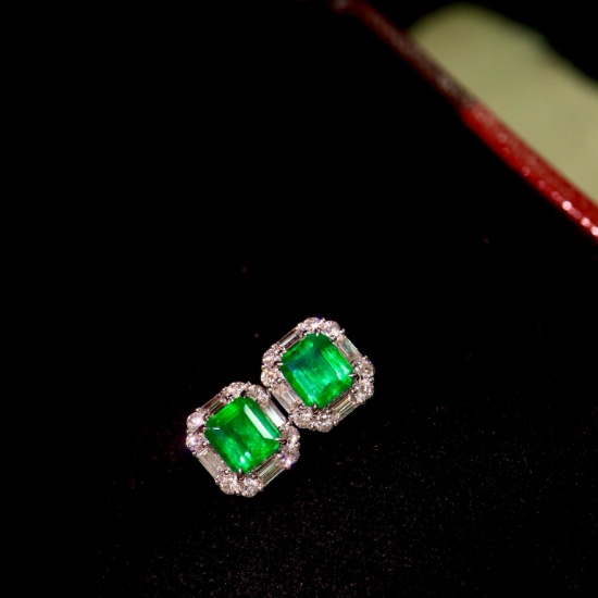 14k Gold 2.10 Ctw Vivid Green Natural Emerald & Diamond Earrings