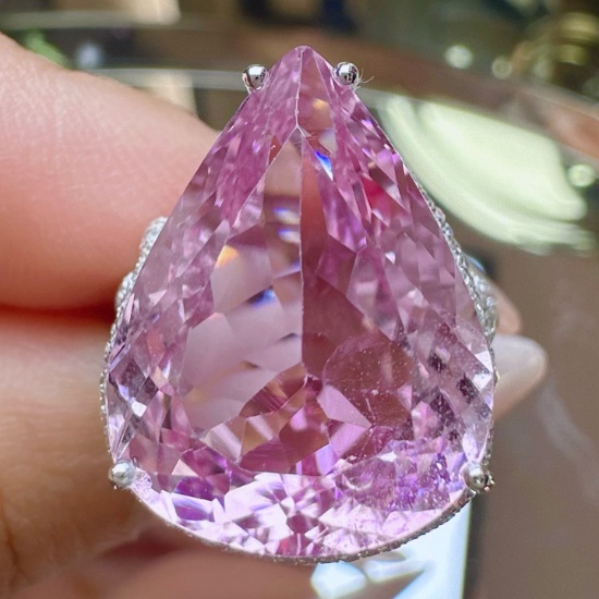 14k Gold 17.07 Ctw Natural Kunzite & Diamond Ring