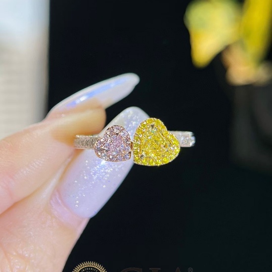 14k Gold 0.87 Ctw Natural Yellow Diamond & Pink Diamond Ring