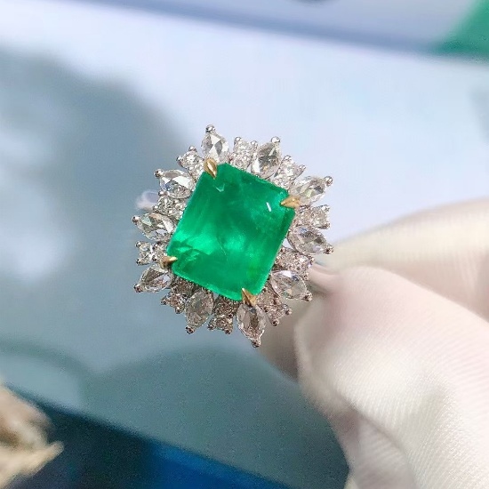 14k Gold 3.74 Ctw Natural Emerald & Diamond Ring/pendant( Without Chain )