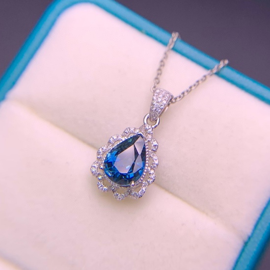 14k Gold 1.96 Ct Natural Sapphire & Diamond Pendant( Without Chain )