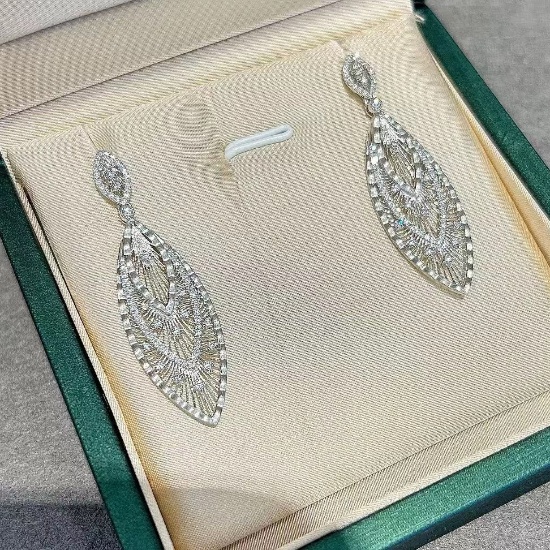 14k Gold 0.89 Ct Natural H Diamond Earrings