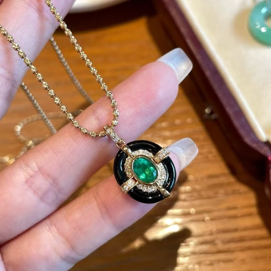 14k Gold 0.5 Ct Vivid Green Natural Emerald & Diamond Pendant( Without Chain )