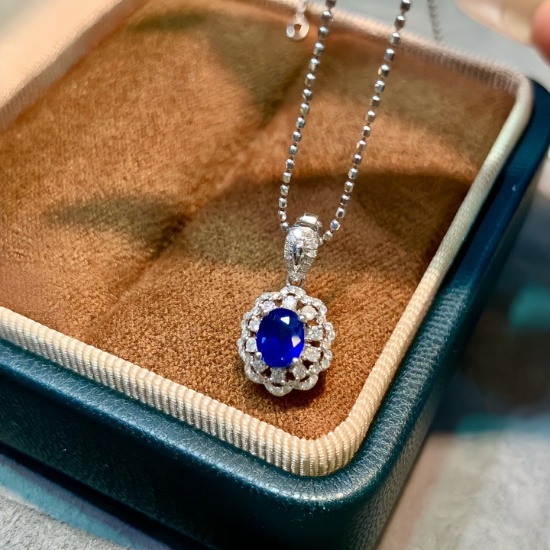 14k Gold 0.78 Ctw Vivid Blue Natural Sapphire & Diamond Pendant( Without Chain )