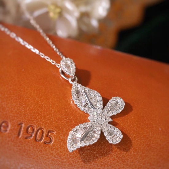 14k Gold 0.5 Ct Natural H Diamond & Butterfly Necklace