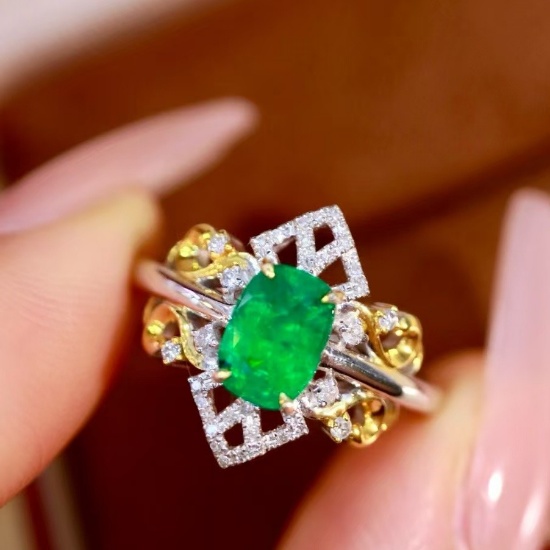 14k Gold 1.03 Ctw Vivid Green Natural Emerald & Diamond Ring
