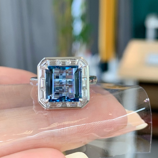 14k Gold 4.87 Ctw Natural Aquamarine & Diamond Ring