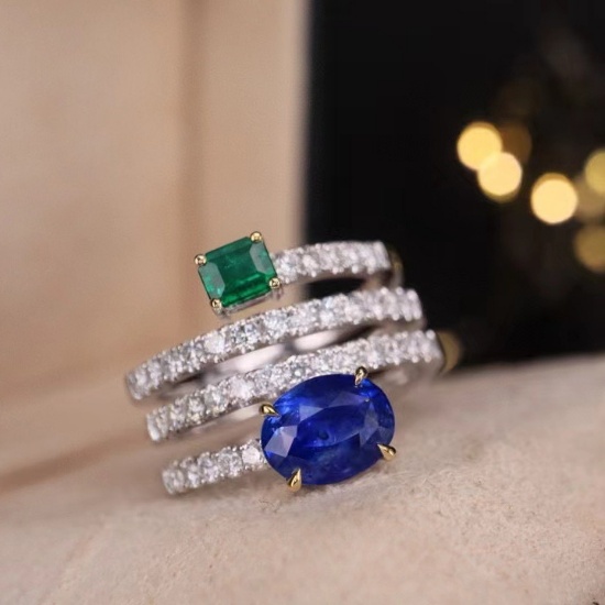 14k Gold 2.11 Ctw Natural Sapphire & Emerald Ring