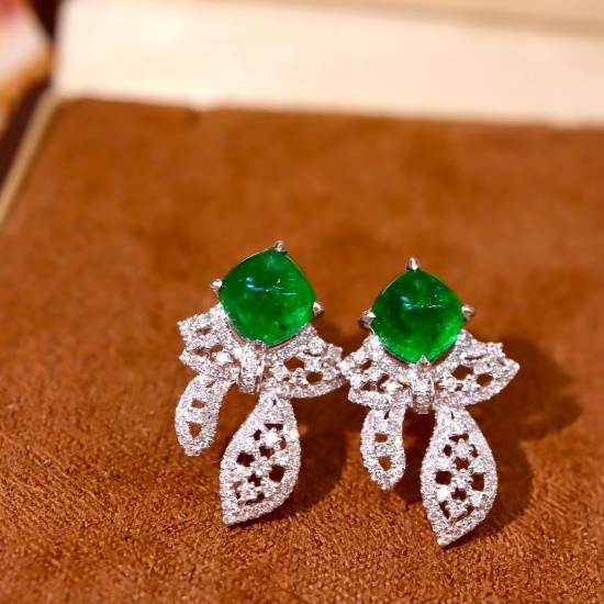 14k Gold 2.66 Ctw Vivid Green Natural Emerald & Diamond Earrings