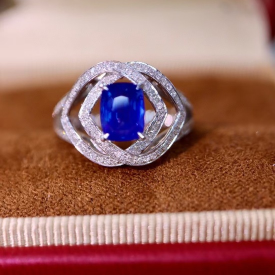 14k Gold 2.03 Ctw Vivid Blue Natural Sapphire & Diamond Ring