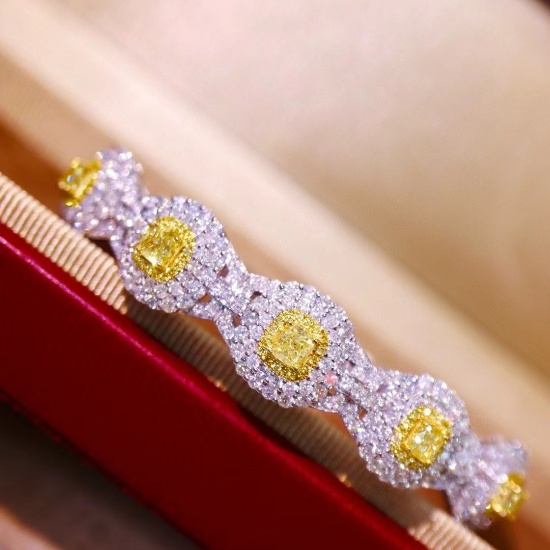 14k Gold 4.71 Ctw Natural Yellow Diamond & Diamond Bracelet