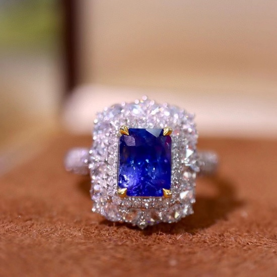 14k Gold 2.34 Ctw Vivid Blue Natural Sapphire & Diamond Ring