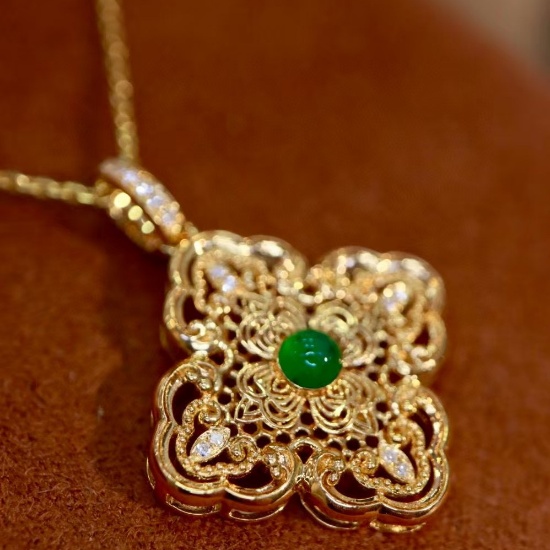 14k Gold 0.25 Ct Vivid Green Natural Emerald & Diamond Pendant( Without Chain )