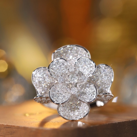 14k Gold 1.7 Ct Natural H Diamond & Flowers Ring