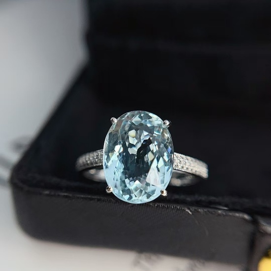 14k Gold 4.50 Ct Natural Aquamarine Ring