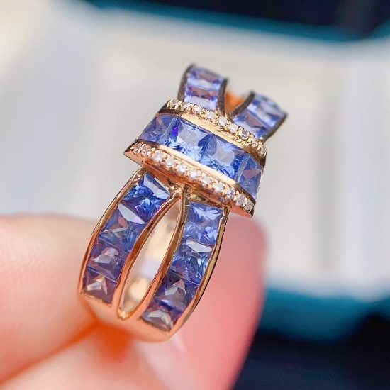 14k Gold 2.88 Ct Natural Sapphire & Diamond Ring