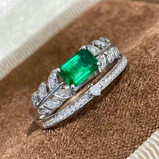 14k Gold 0.46 Ct Vivid Green Natural Emerald & Diamond Ring