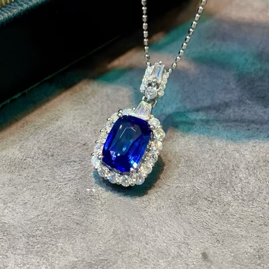 14k Gold 2.52 Ctw Natural Sapphire & Diamond Pendant( Without Chain )