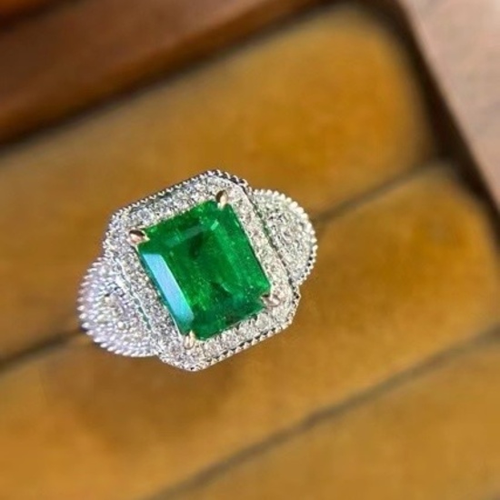 14k Gold 1.55 Ctw Vivid Green Natural Emerald & Diamond Ring