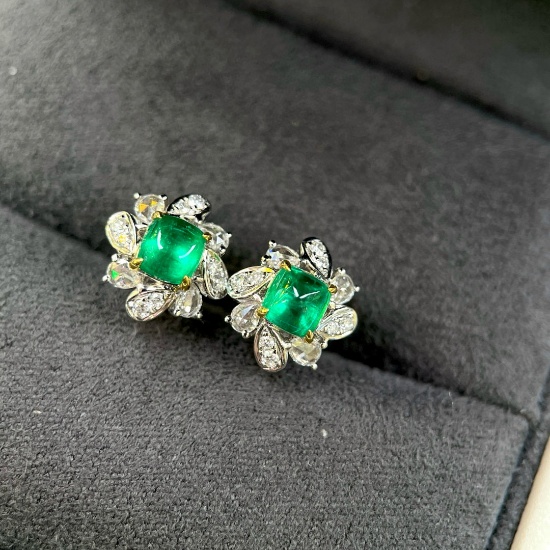 14k Gold 1.17 Ctw Vivid Green Natural Emerald & Diamond Earrings