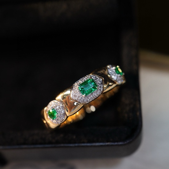 14k Gold 0.38 Ctw Natural Emerald & Diamond Ring