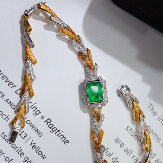 14k Gold 2.00 Ctw Vivid Green Natural Emerald & Diamond Bracelet