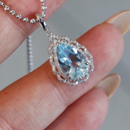 14k Gold 2.5 Ct Natural Aquamarine & Diamond Pendant( Without Chain )