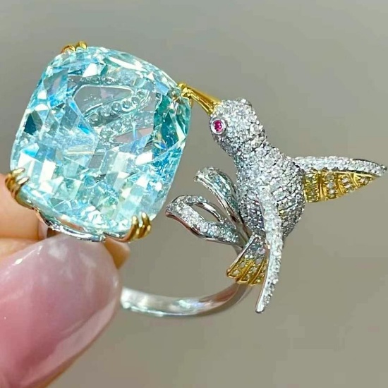 14k Gold 12.85 Ct Natural Aquamarine & Diamond Ring